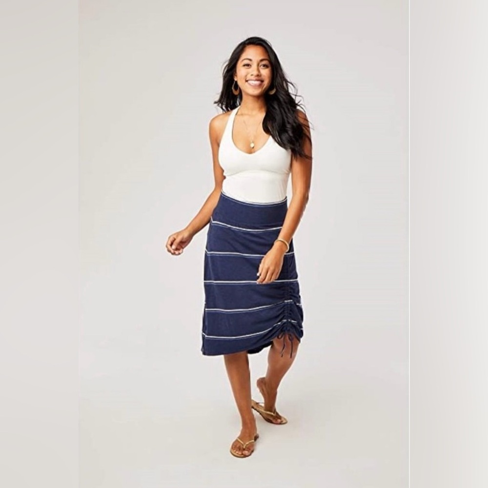 Carve Designs Navy Blue Ruched Skirt